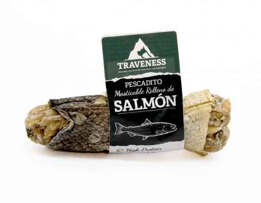 Traveness Pescadito masticable relleno de salmon